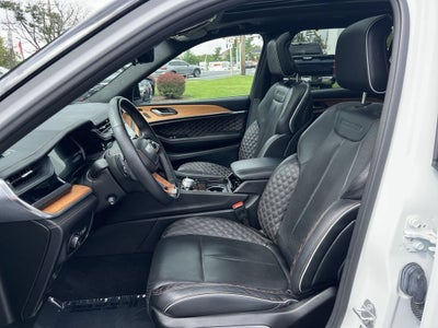 2023 Jeep Grand Cherokee L Summit Reserve