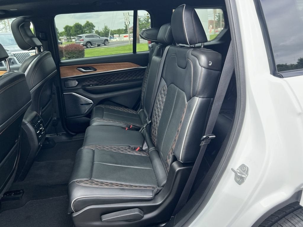 2023 Jeep Grand Cherokee L Summit Reserve