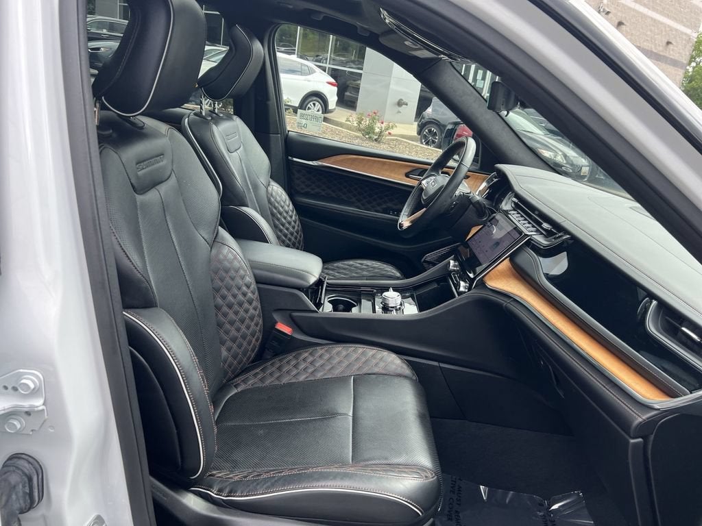 2023 Jeep Grand Cherokee L Summit Reserve