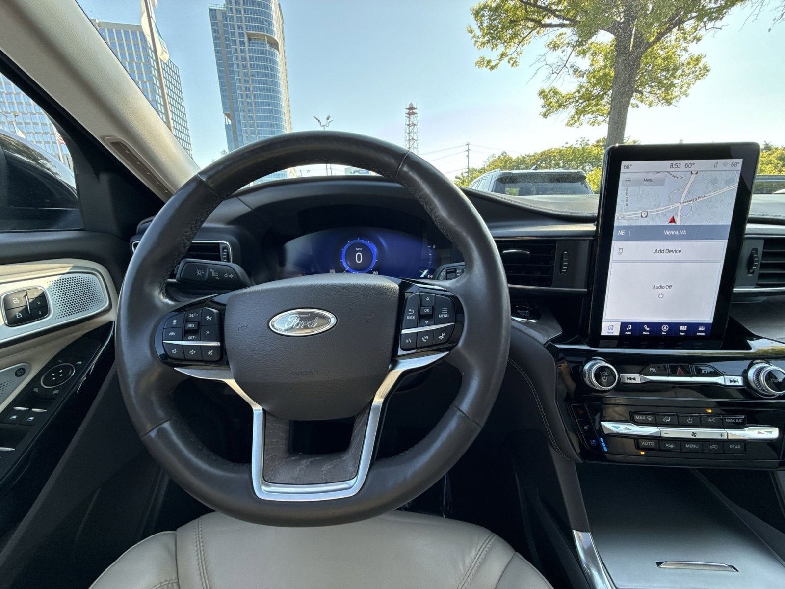2023 Ford Explorer Platinum