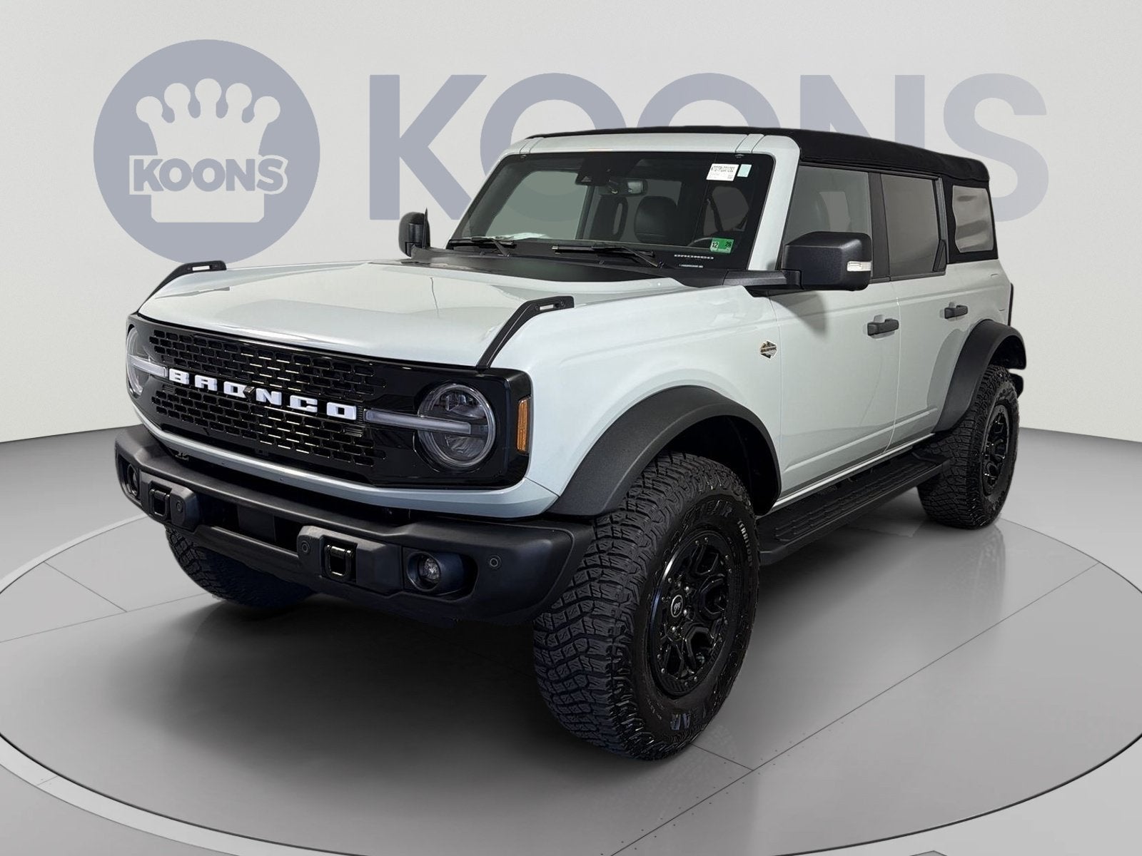 2023 Ford Bronco Base