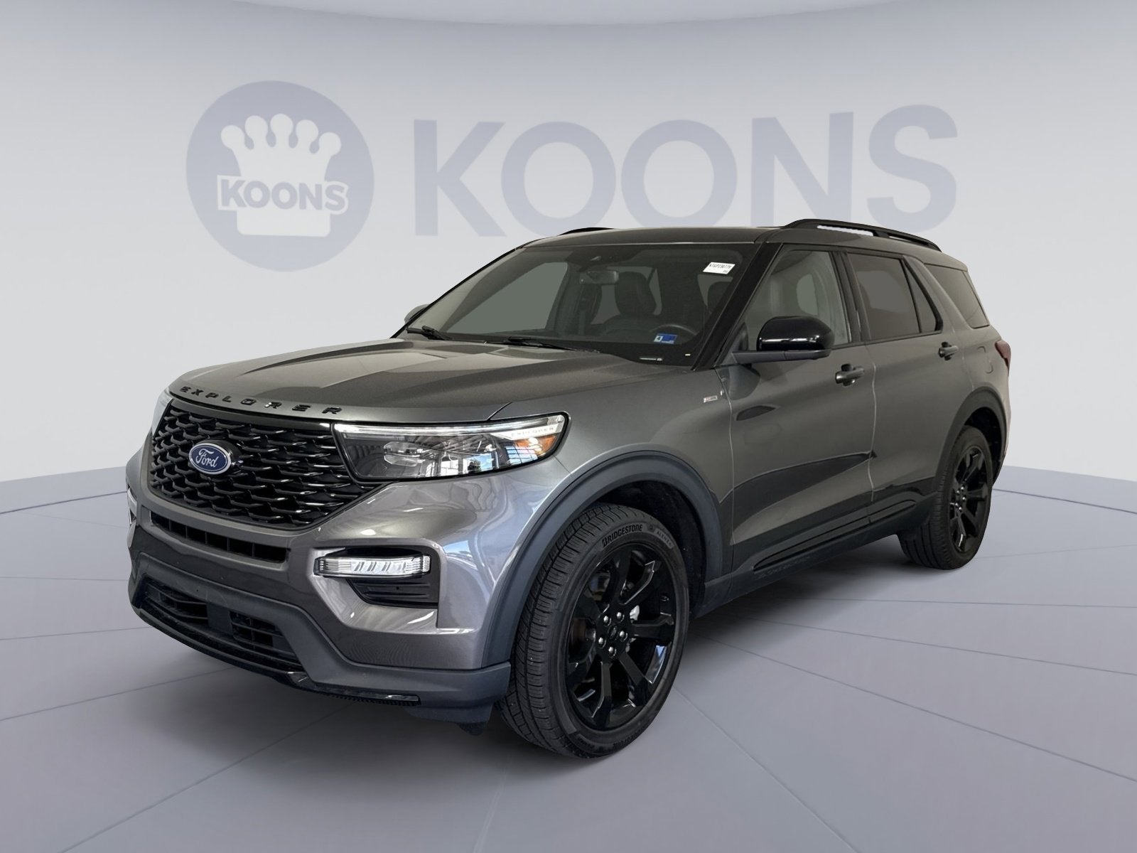 2023 Ford Explorer ST-Line