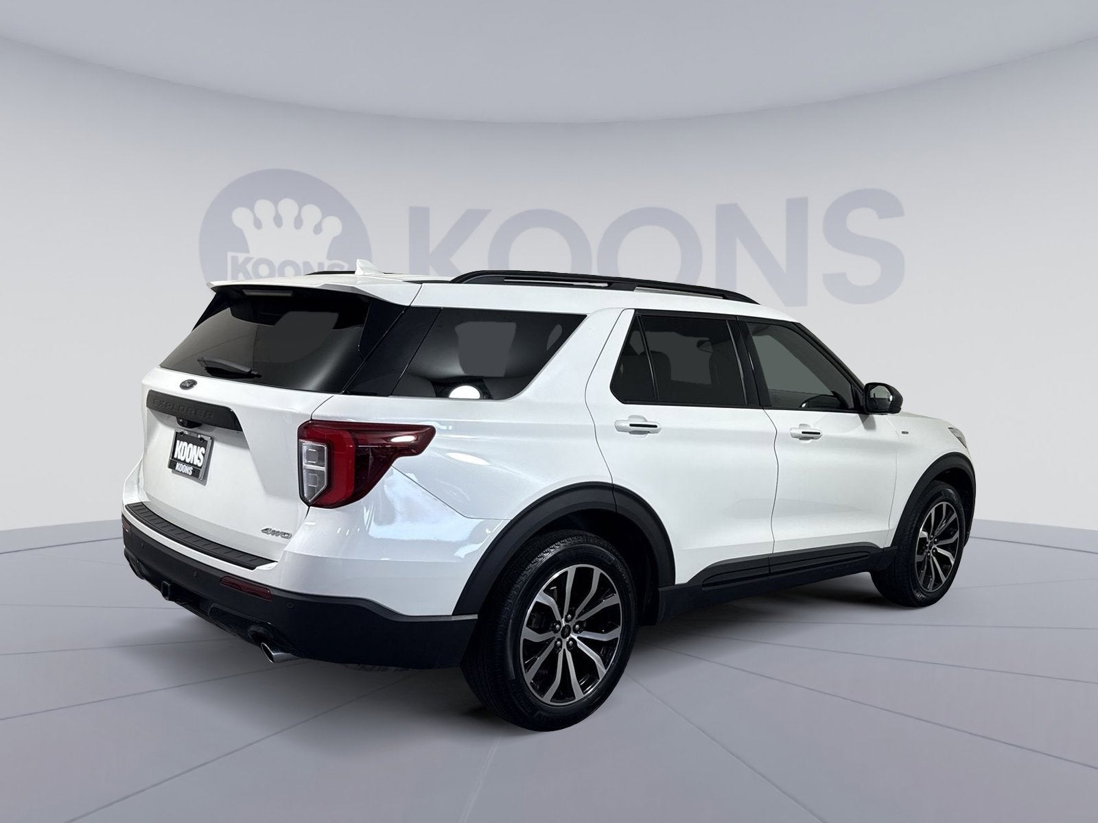 2023 Ford Explorer ST-Line