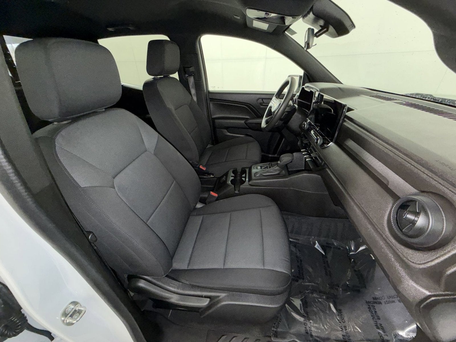 2023 Chevrolet Colorado WT