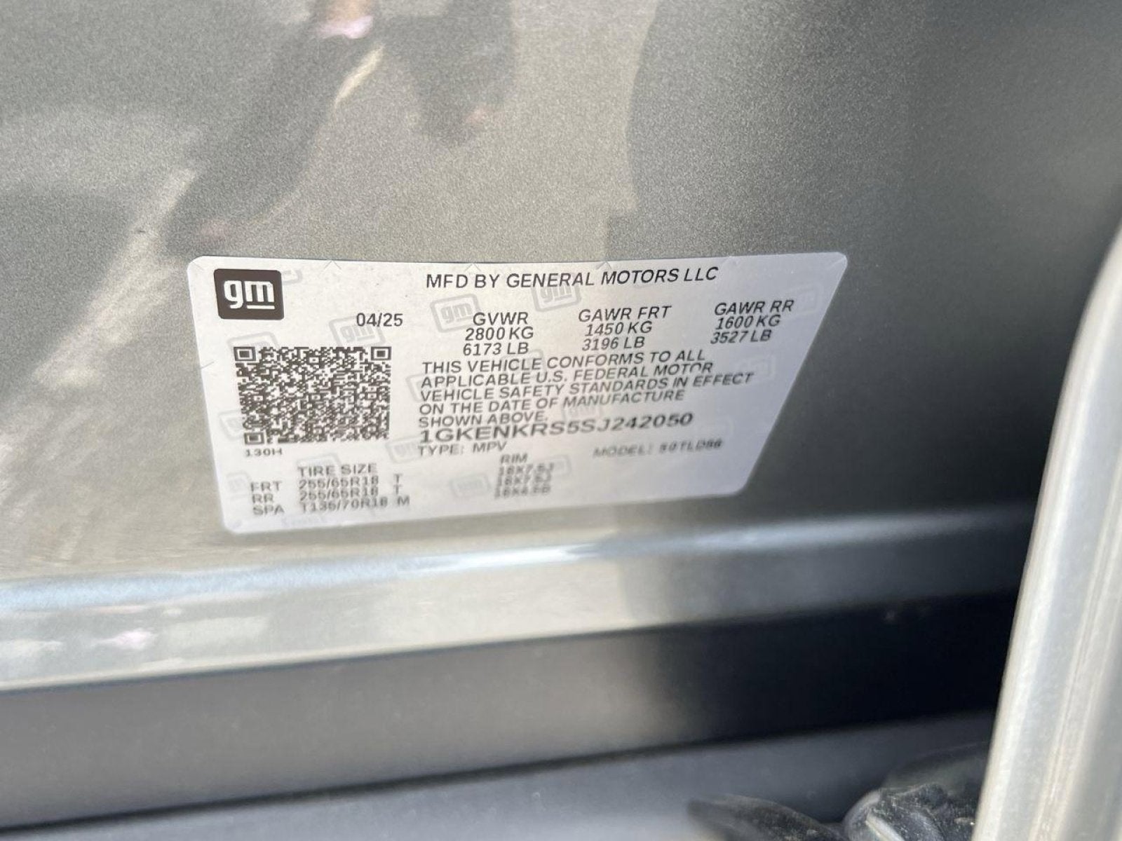 2025 GMC Acadia Elevation