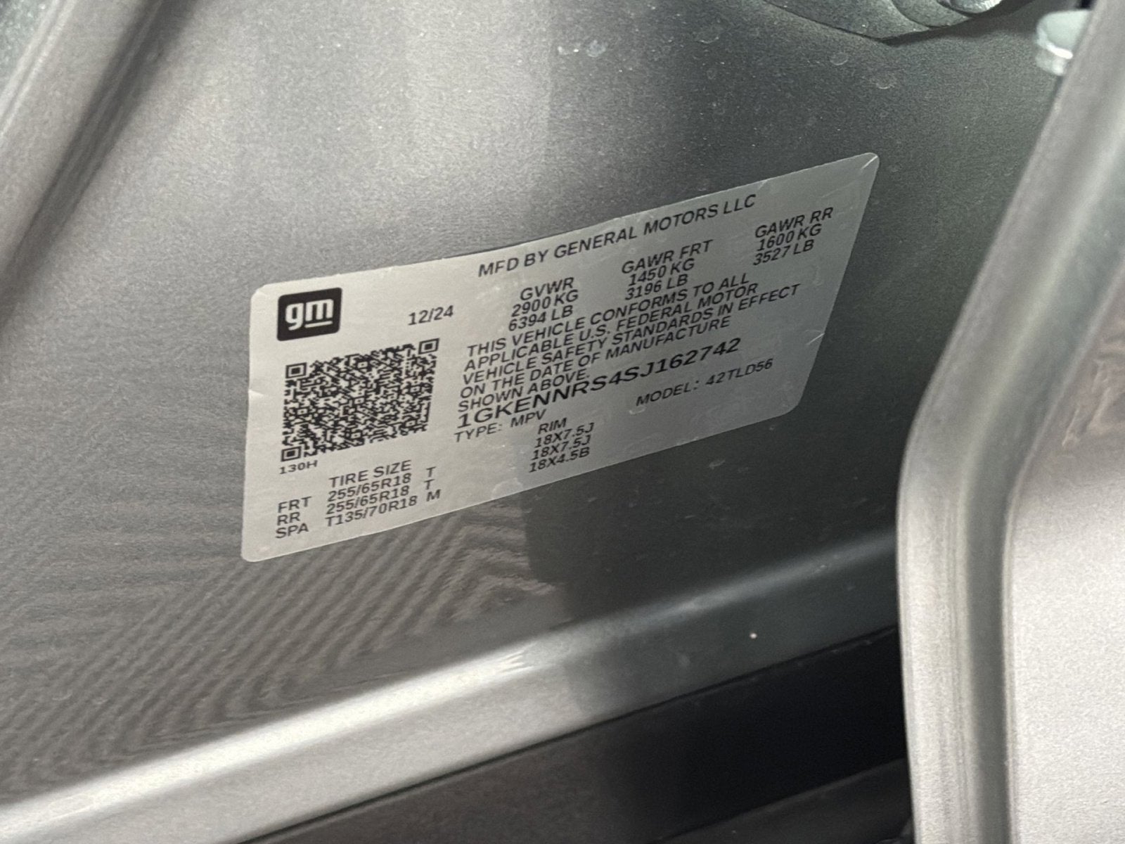 2025 GMC Acadia Elevation