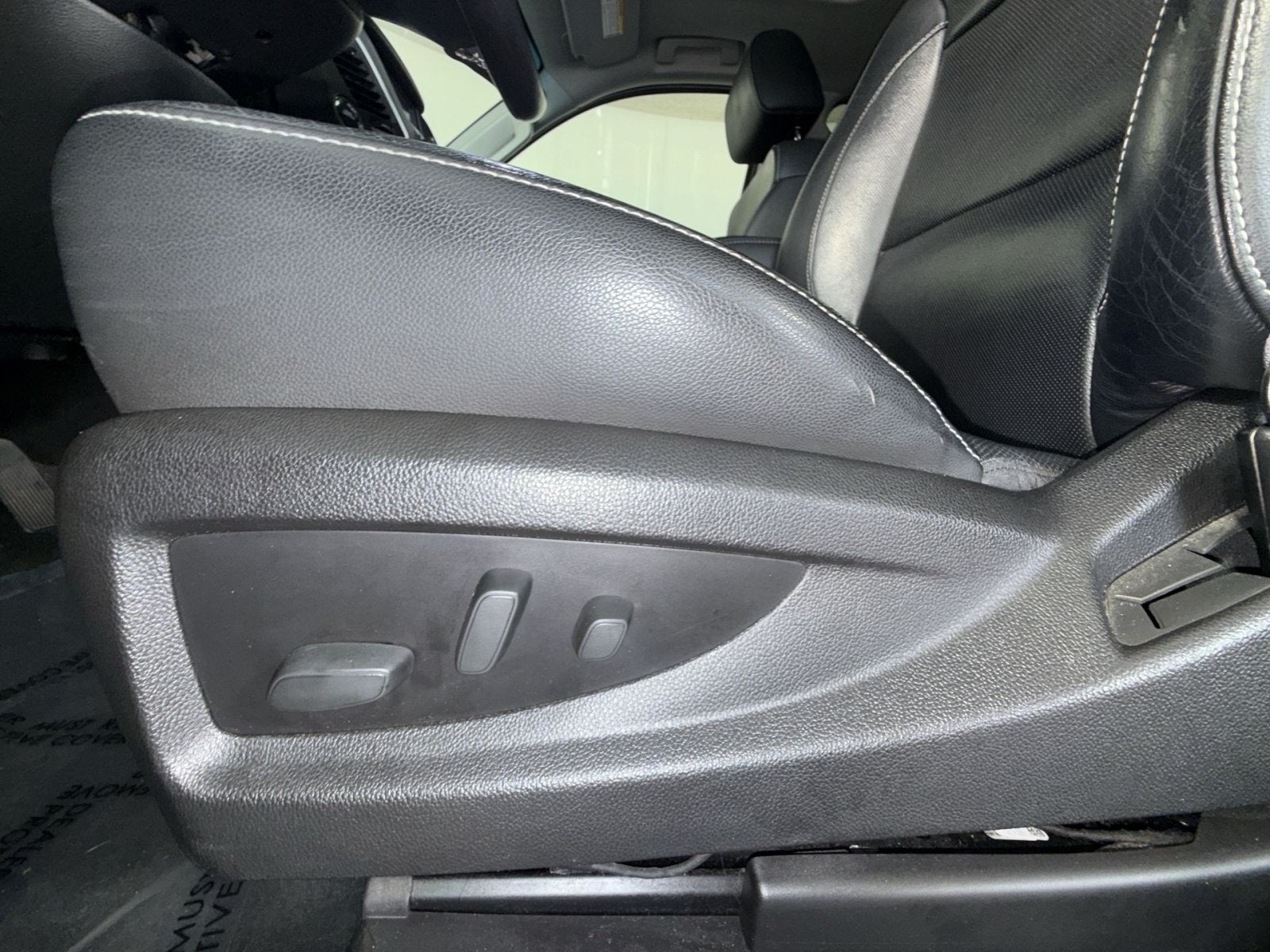 2017 GMC Yukon XL SLT