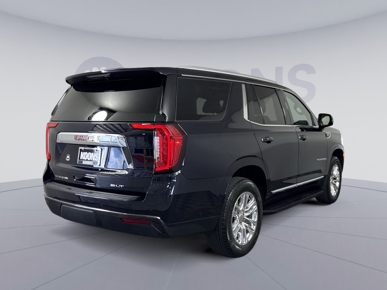 2022 GMC Yukon SLT