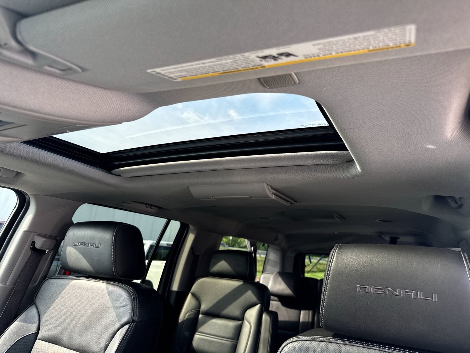 2017 GMC Yukon XL Denali