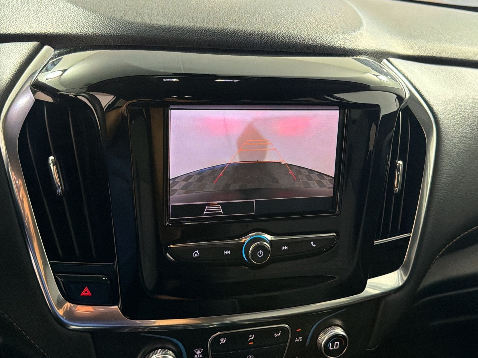 2021 Chevrolet Traverse LS