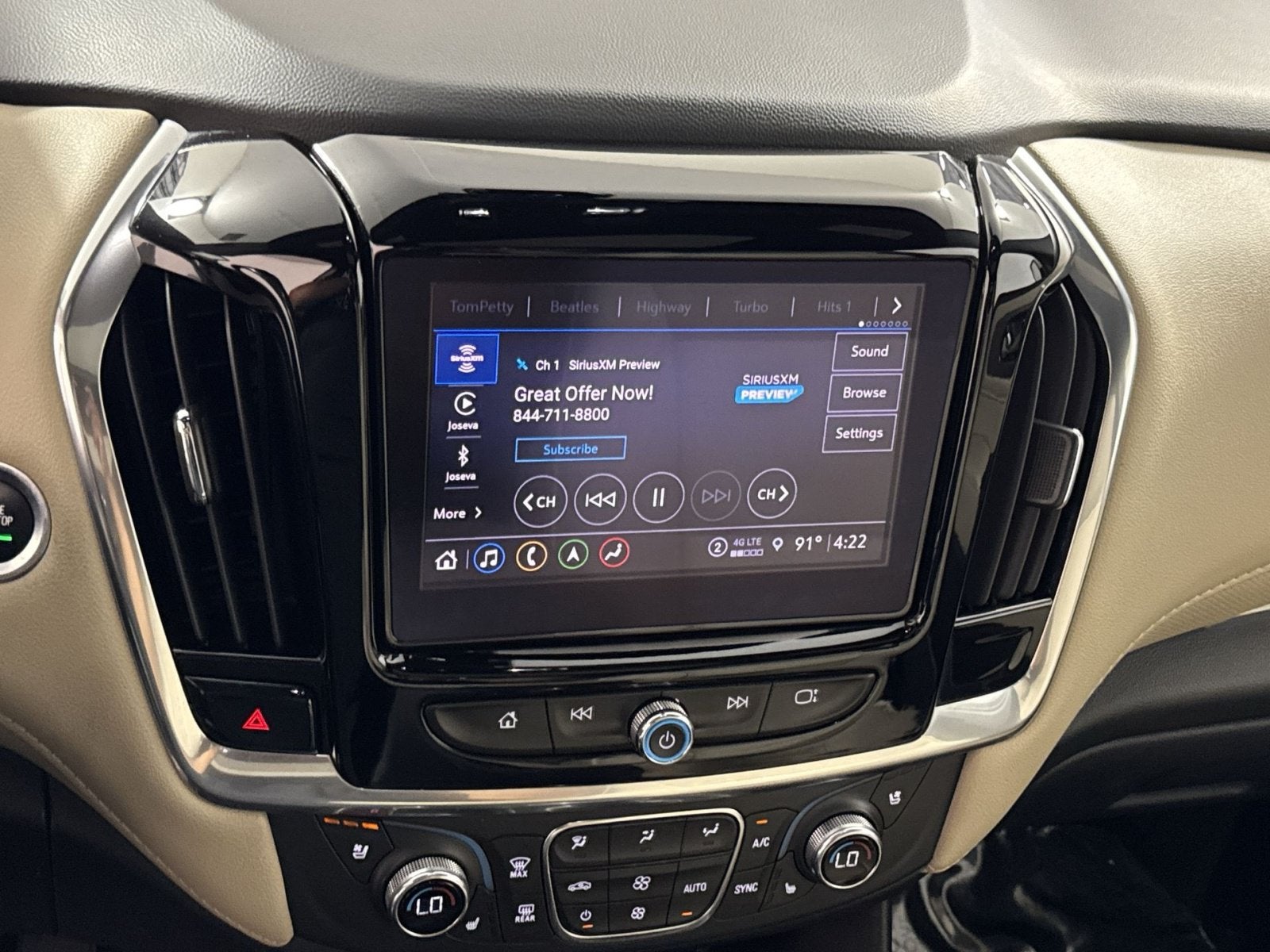 2022 Chevrolet Traverse Premier