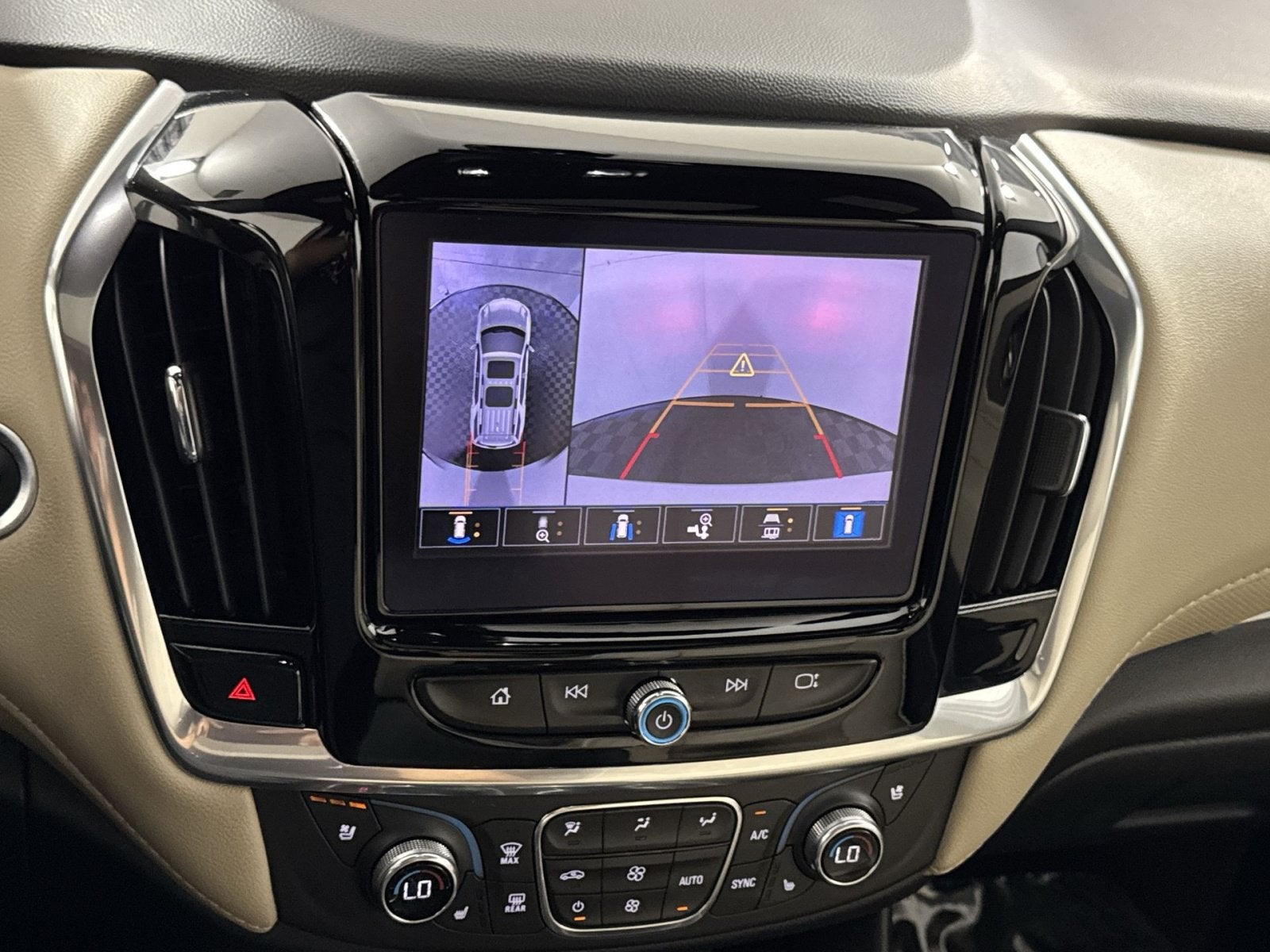 2022 Chevrolet Traverse Premier