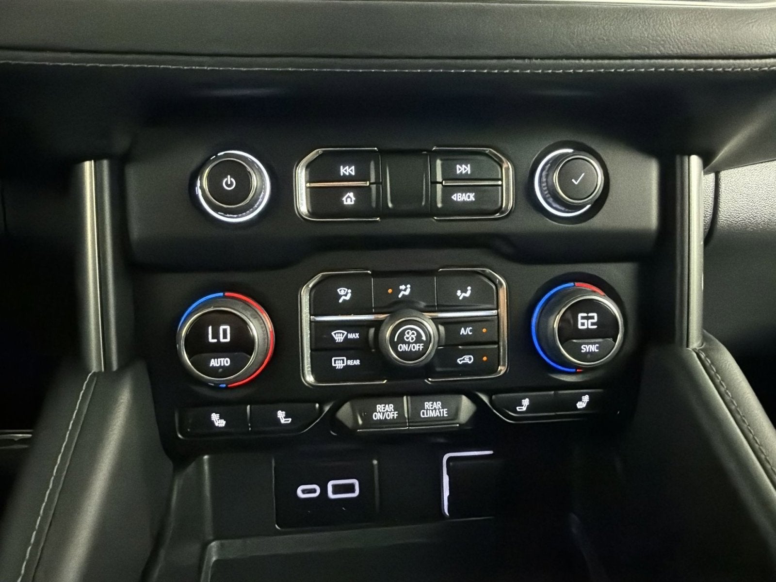 2024 Chevrolet Suburban Z71