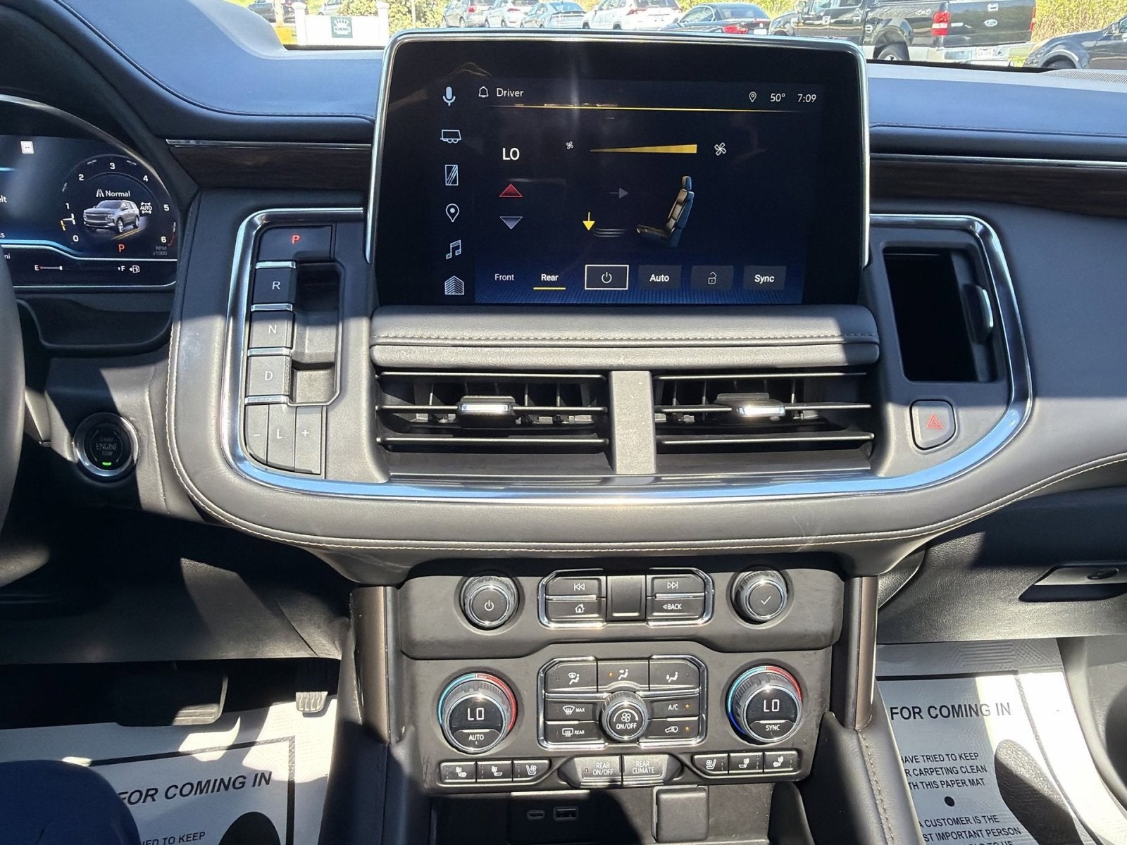 2023 Chevrolet Suburban High Country