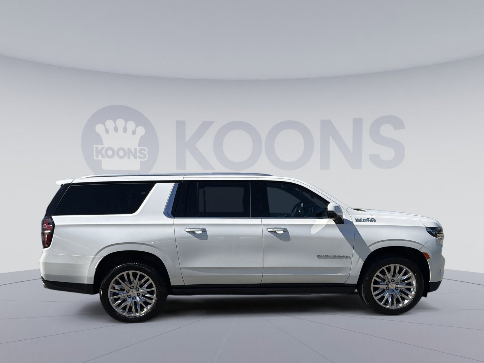 2023 Chevrolet Suburban High Country