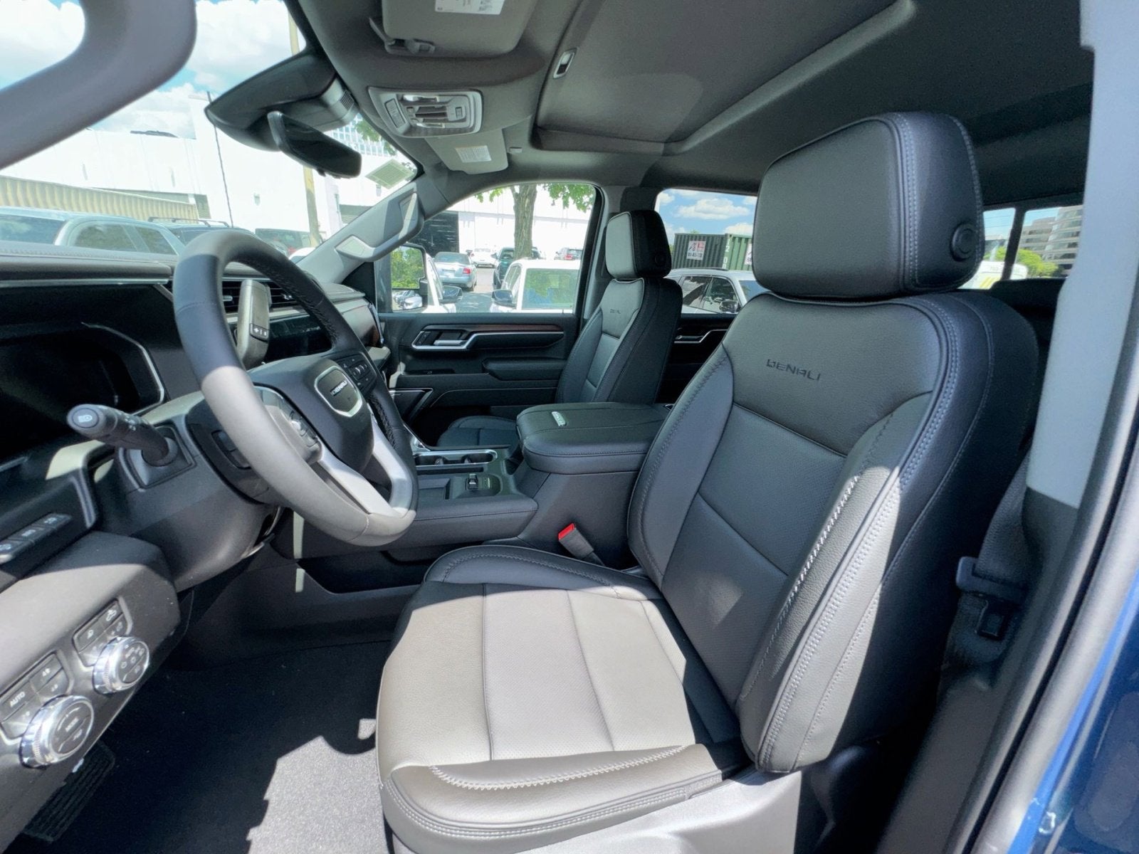 2026 GMC Sierra 3500 HD Denali DRW