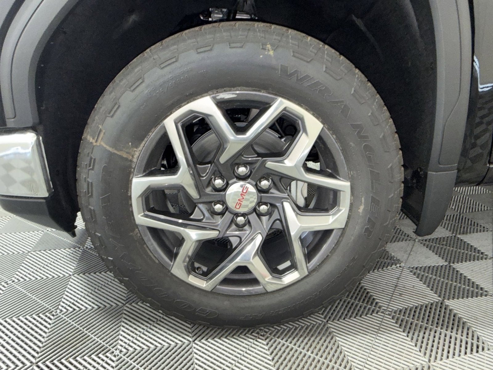 2026 GMC Sierra 1500 SLE