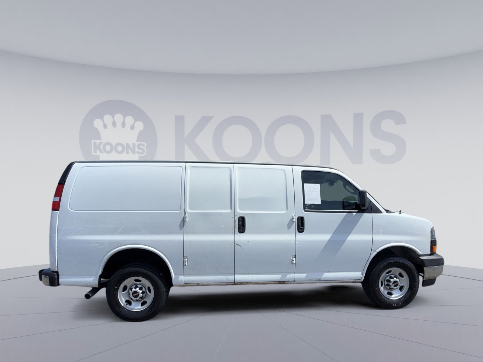 2023 GMC Savana Cargo 2500 Work Van