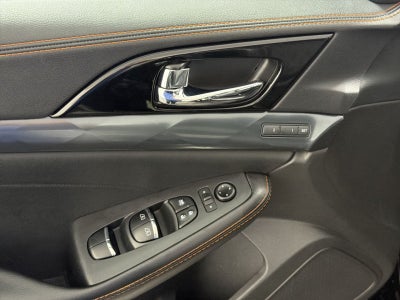 2023 Nissan Maxima SR