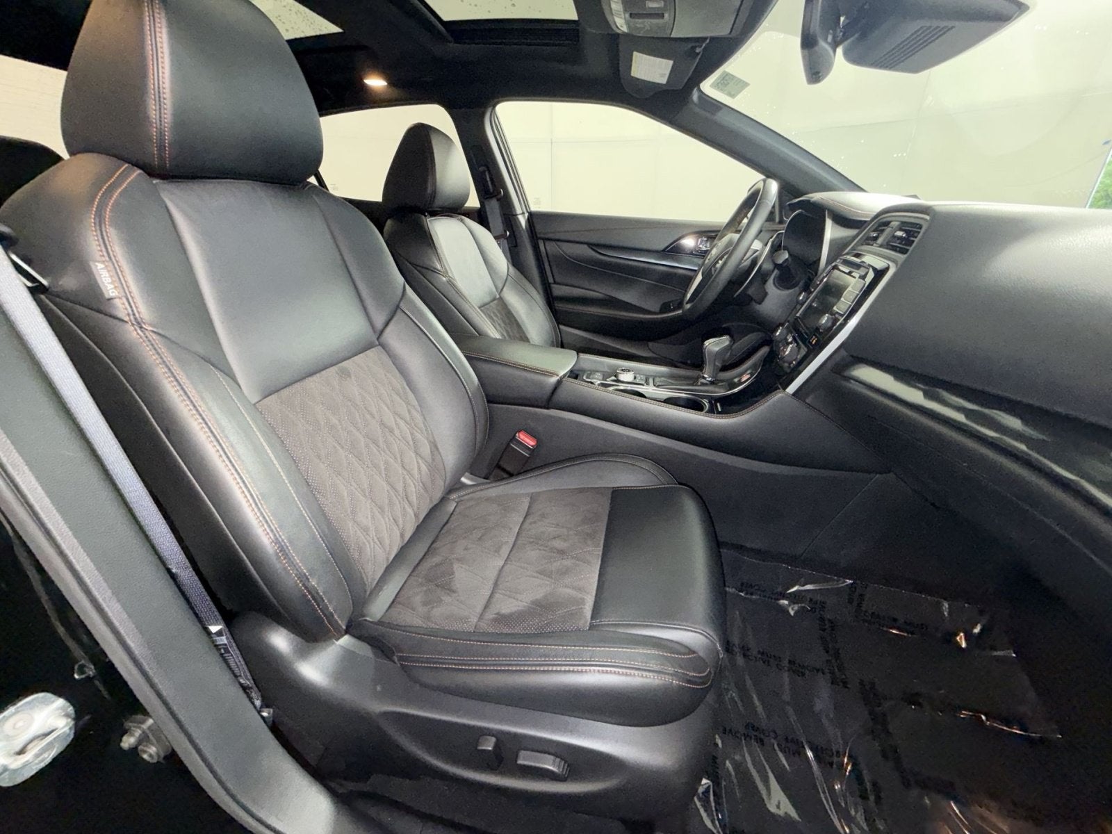 2023 Nissan Maxima SR