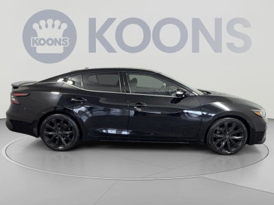 2023 Nissan Maxima SR