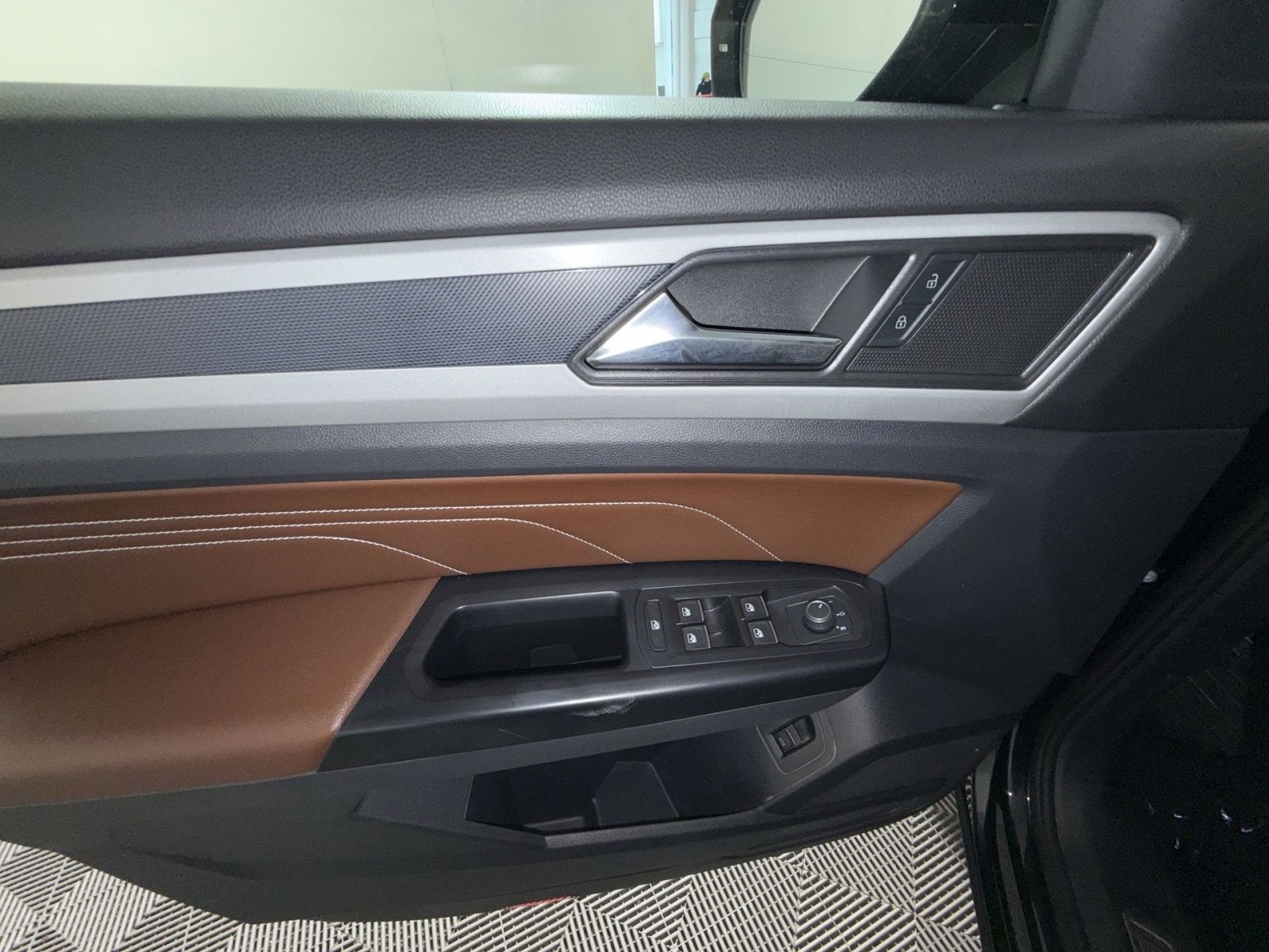 2021 Volkswagen Atlas 3.6L V6 SEL R-Line