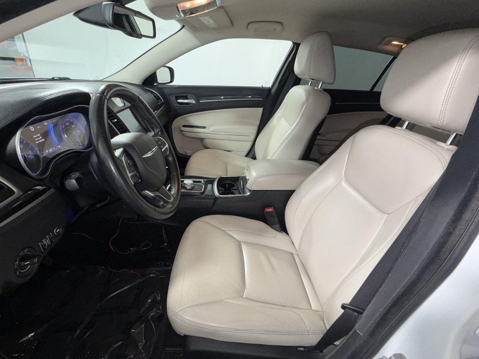 2015 Chrysler 300 Limited