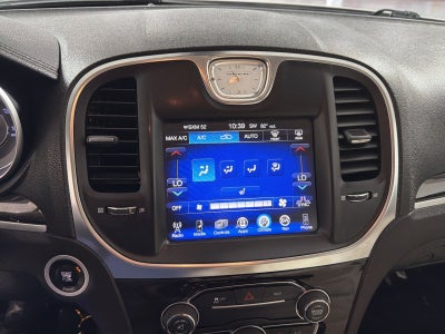 2015 Chrysler 300 Limited