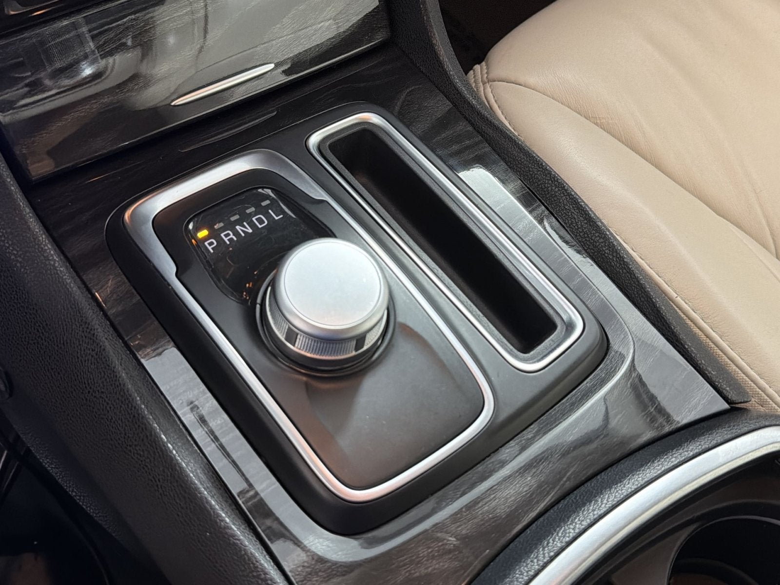 2015 Chrysler 300 Limited