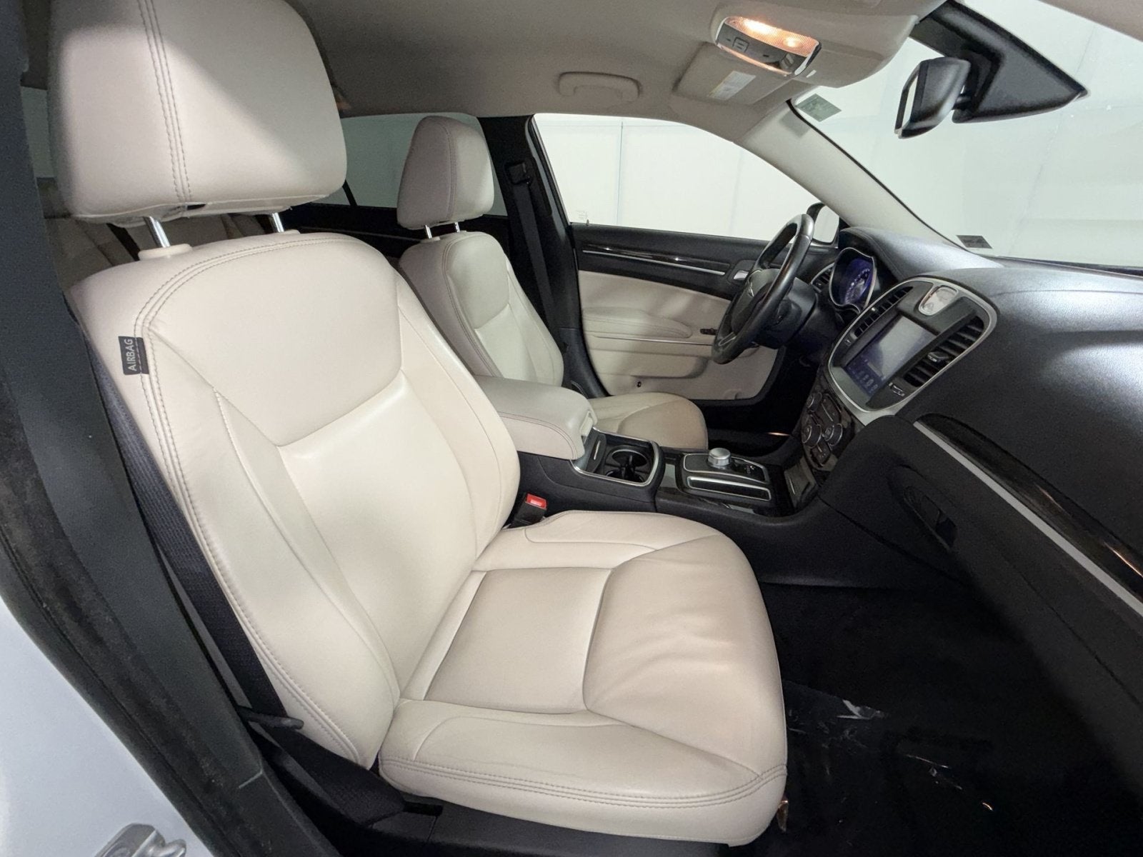 2015 Chrysler 300 Limited