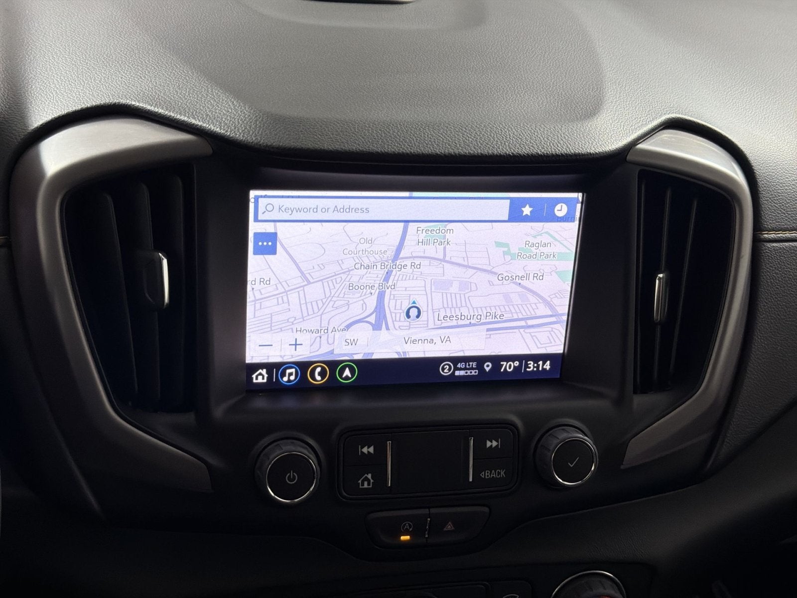 2024 GMC Terrain AT4
