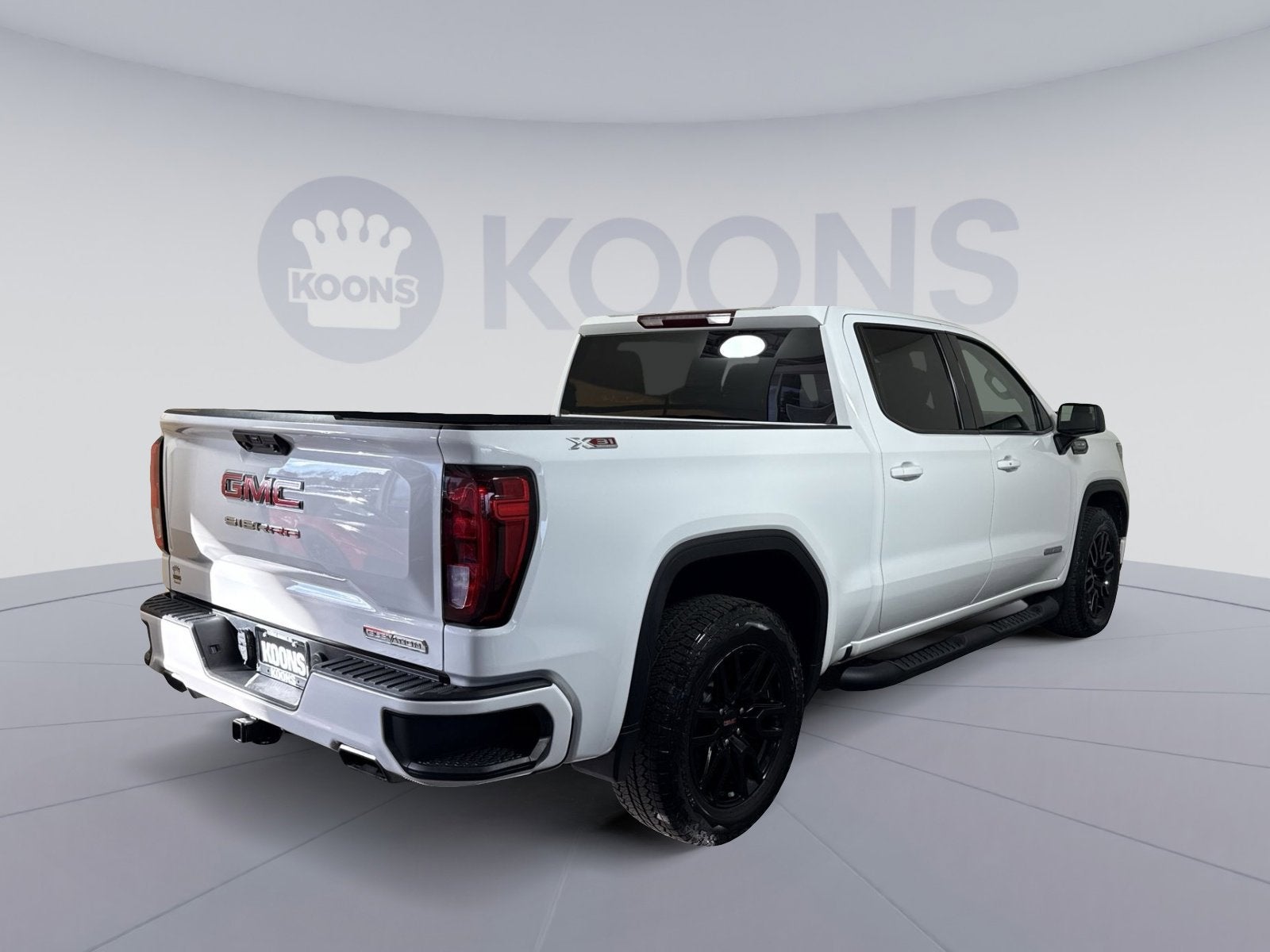 2023 GMC Sierra 1500 Elevation
