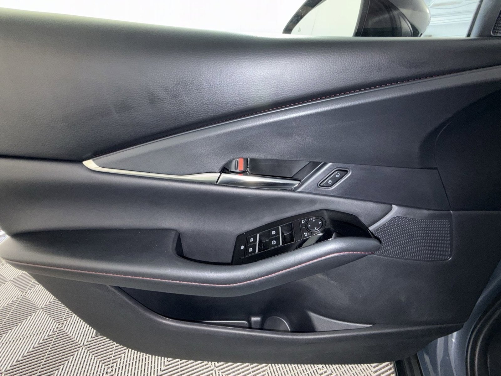 2025 Mazda Mazda CX-30 2.5 S Carbon Edition