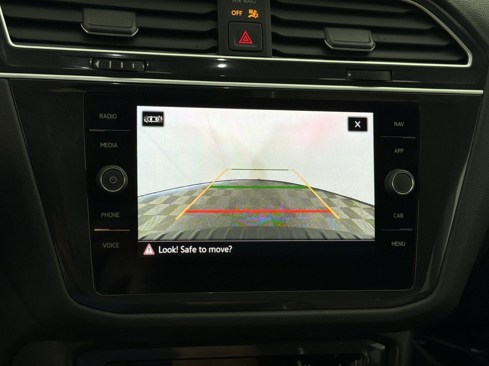 2024 Volkswagen Tiguan SEL R-Line