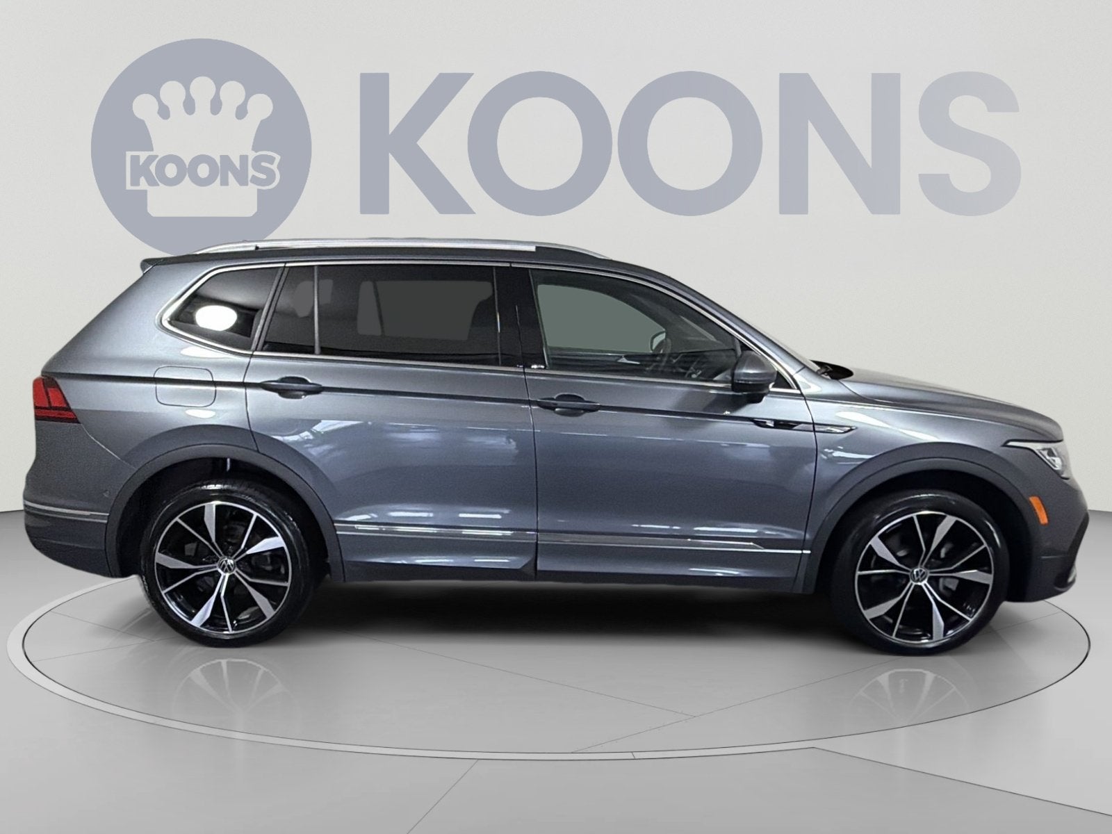 2024 Volkswagen Tiguan SEL R-Line