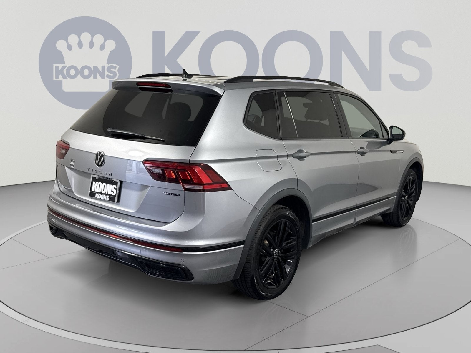 2022 Volkswagen Tiguan SE R-Line Black