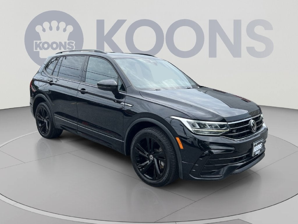 2023 Volkswagen Tiguan SE R-Line Black