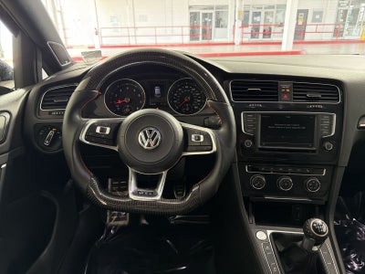 2017 Volkswagen Golf GTI S