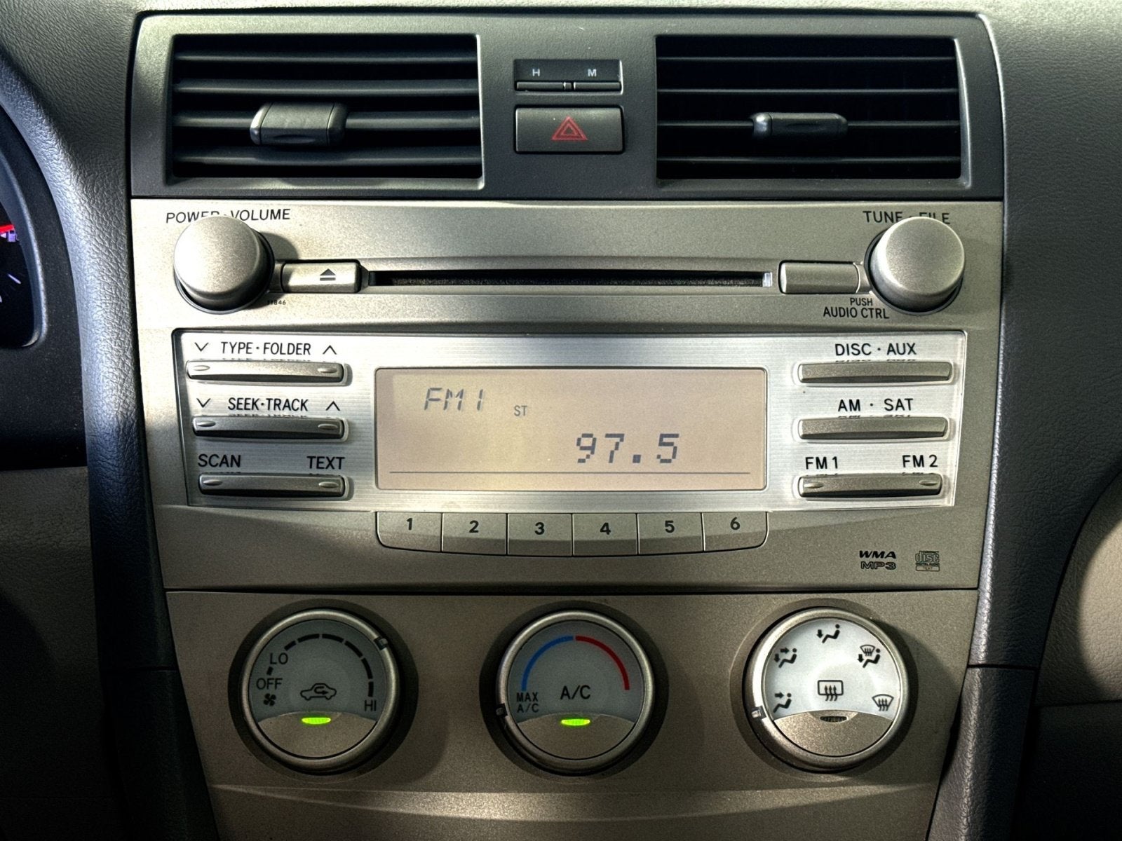 2011 Toyota Camry LE