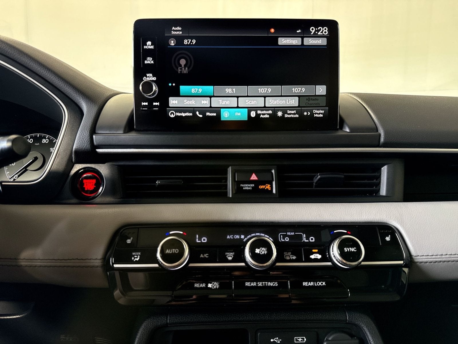 2023 Honda Pilot Touring