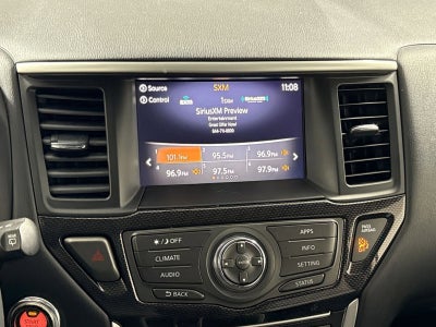 2020 Nissan Pathfinder SV