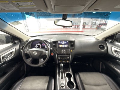 2020 Nissan Pathfinder SV