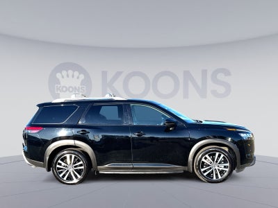 2023 Nissan Pathfinder Platinum