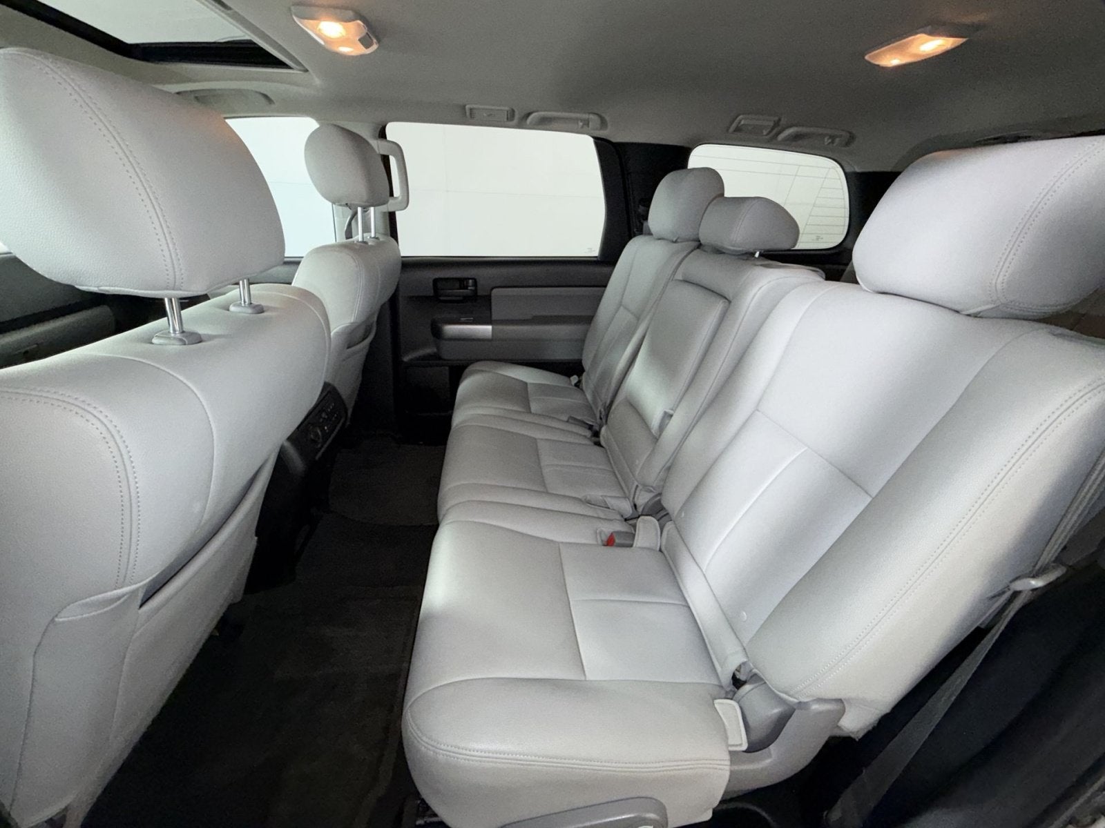 2019 Toyota Sequoia SR5