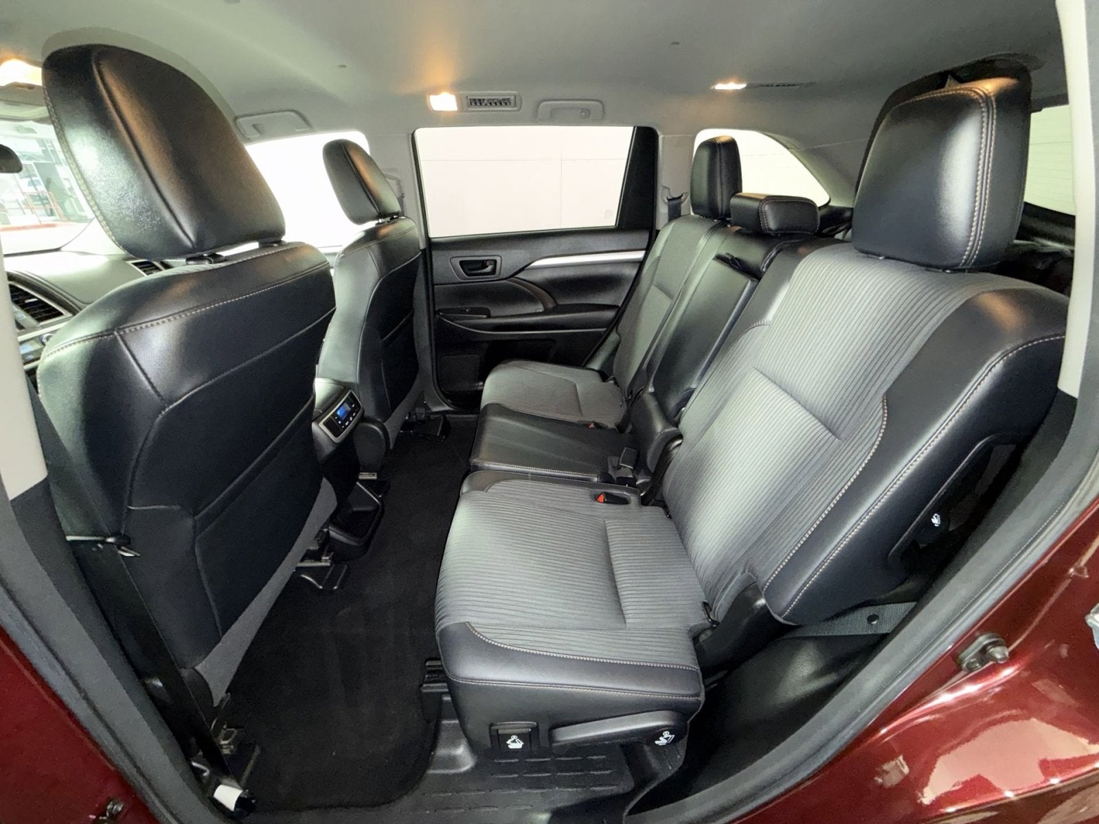 2017 Toyota Highlander LE