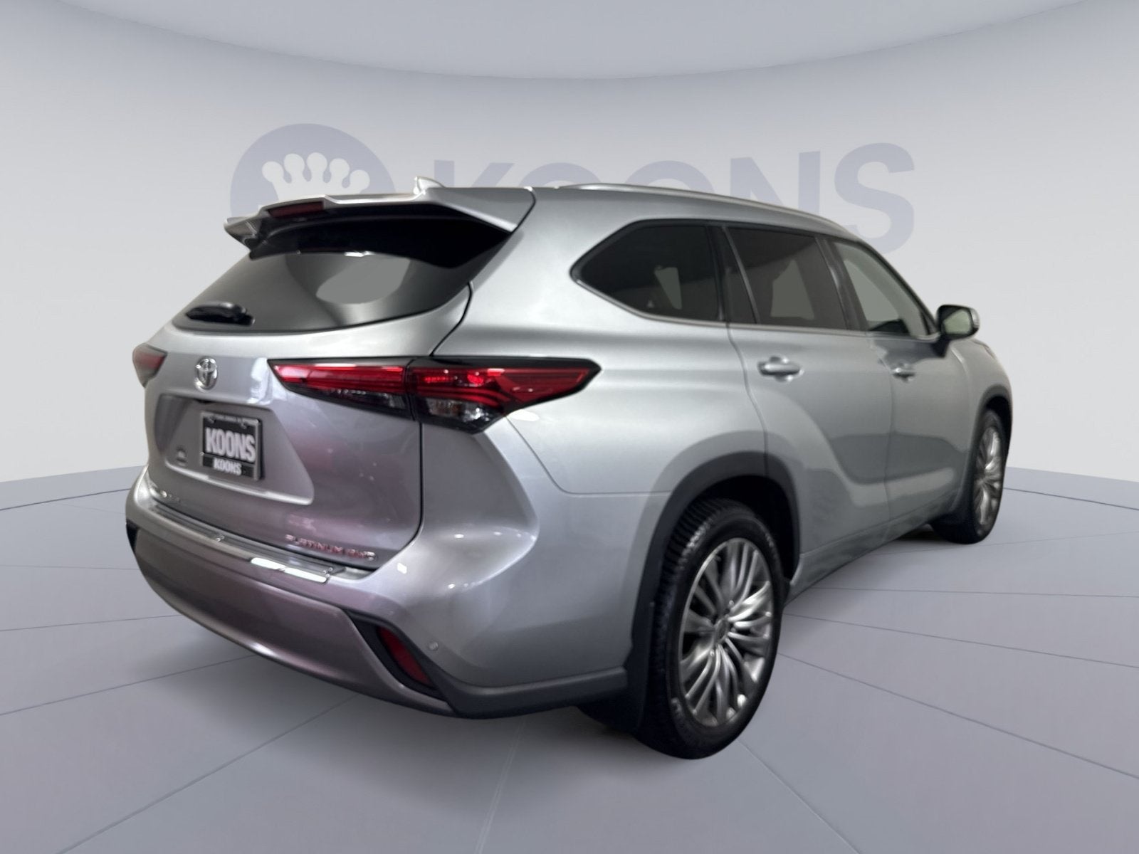 2022 Toyota Highlander Platinum