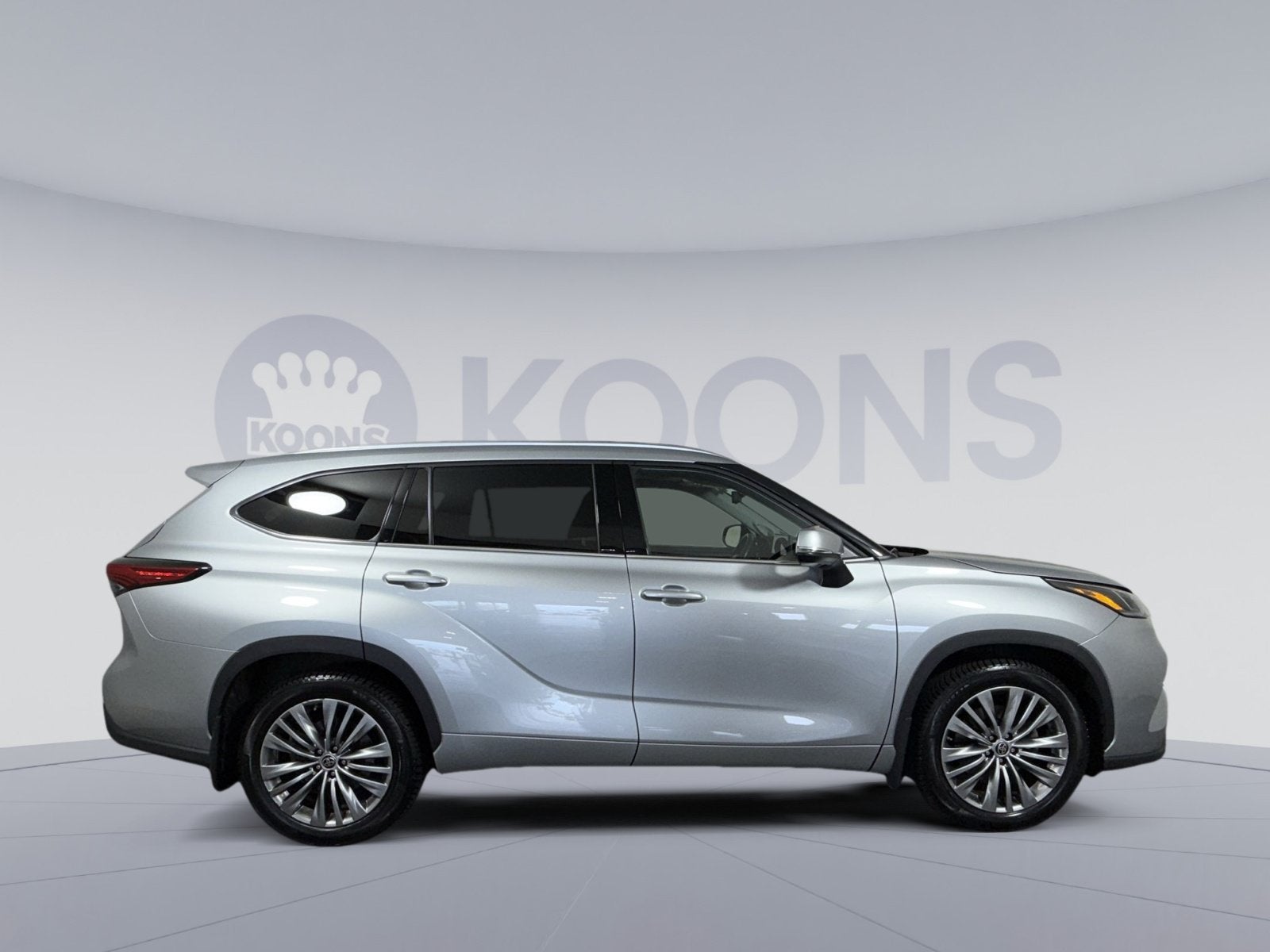 2022 Toyota Highlander Platinum