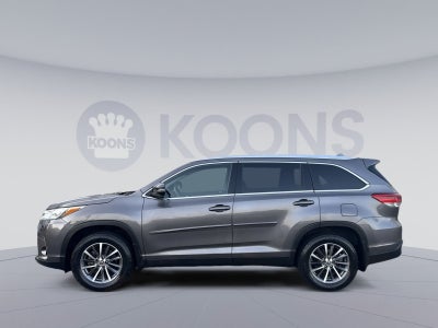 2019 Toyota Highlander SE