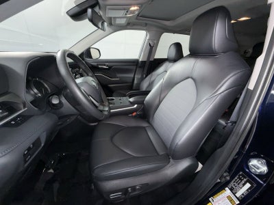 2025 Toyota Highlander LE
