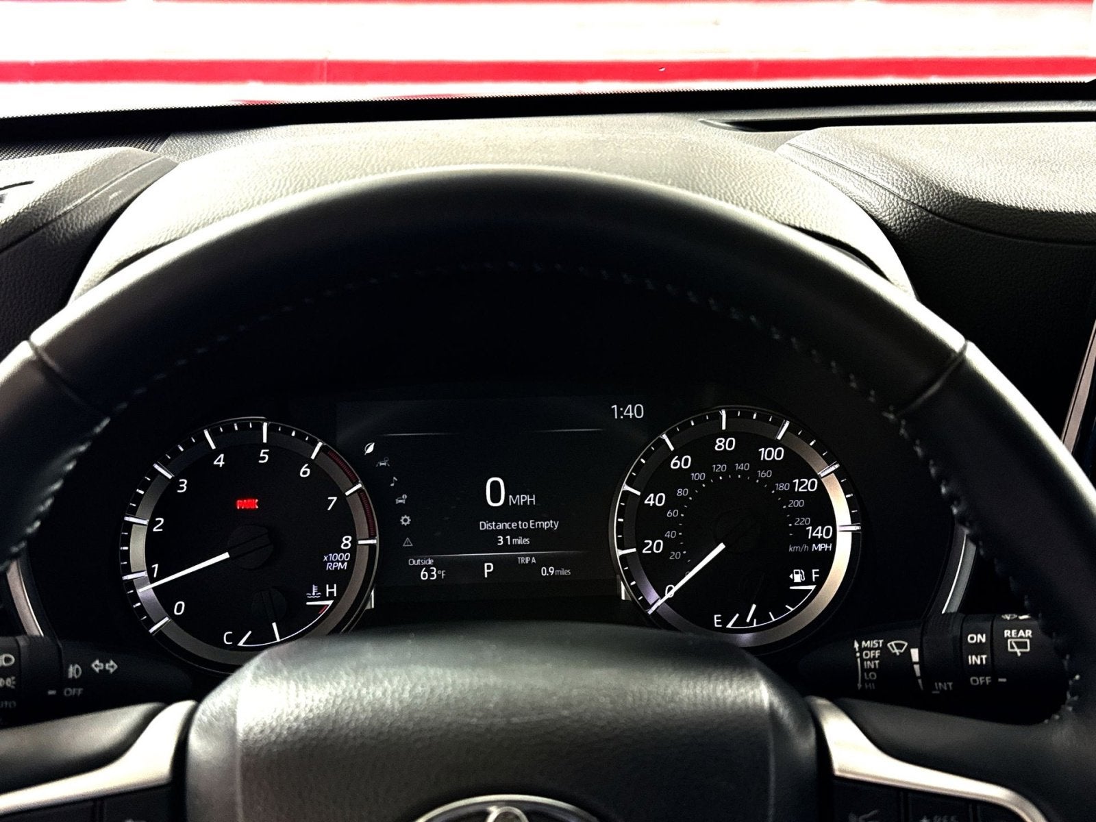 2025 Toyota Highlander LE